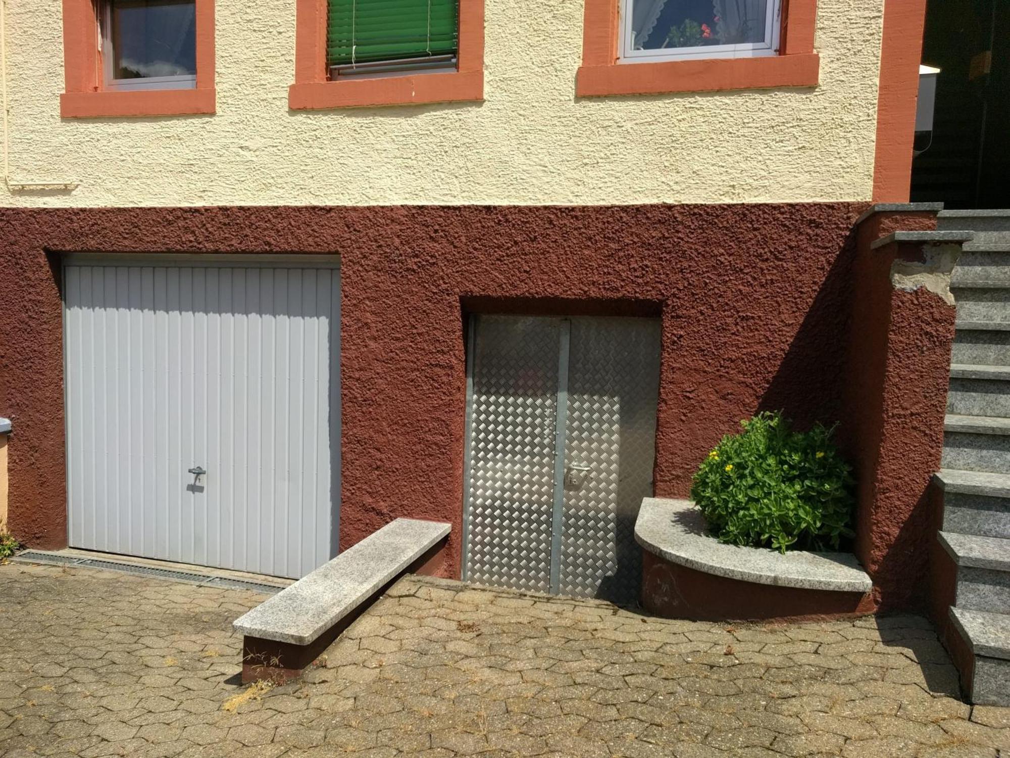 Monkey Factory - Mini Home-Stay Hostel Traben-Trarbach Exteriér fotografie